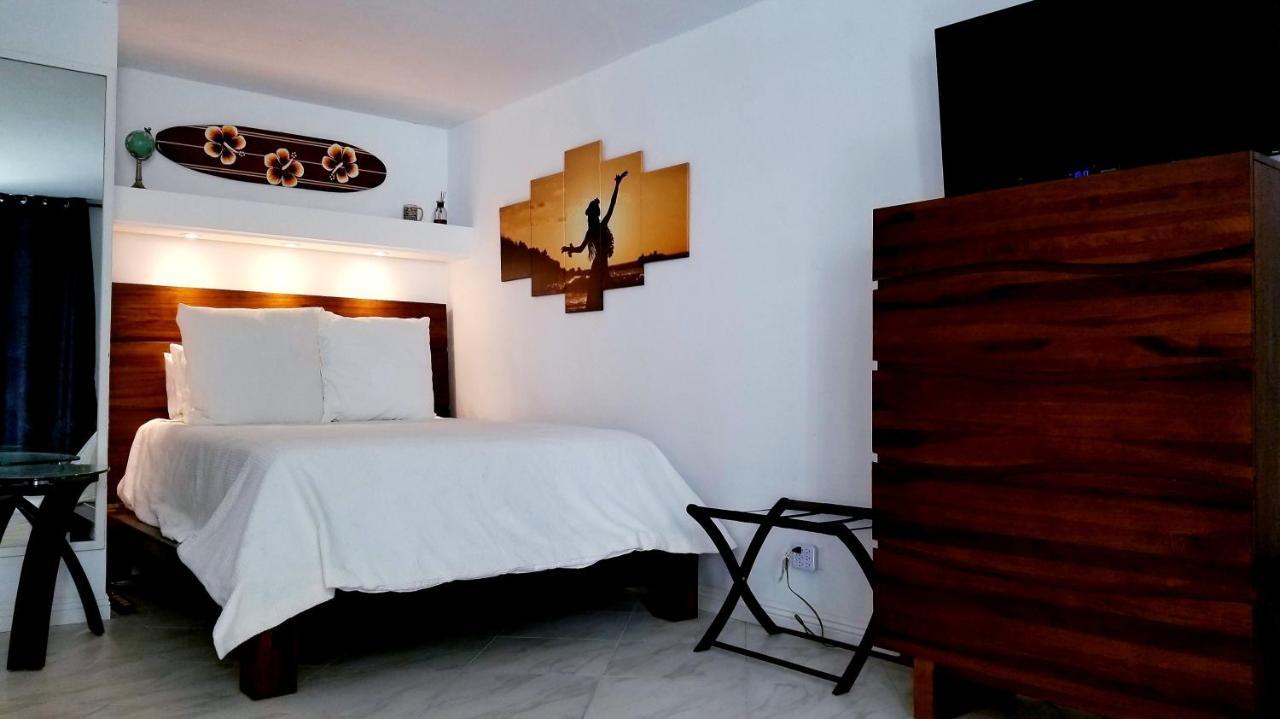 Downtown Hawaiian Theme Condo With Hot Tub, Pool & Beach - Kona Islander Inn Каилуа-Кона Экстерьер фото