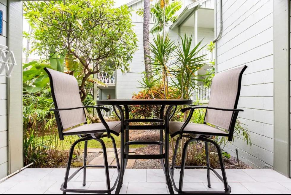 Downtown Hawaiian Theme Condo With Hot Tub, Pool & Beach - Kona Islander Inn Каилуа-Кона Экстерьер фото