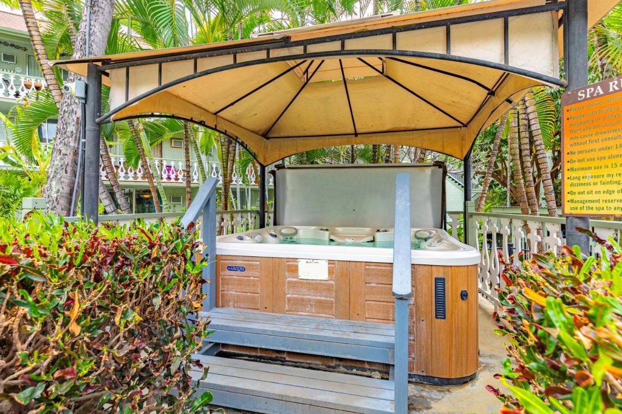 Downtown Hawaiian Theme Condo With Hot Tub, Pool & Beach - Kona Islander Inn Каилуа-Кона Экстерьер фото