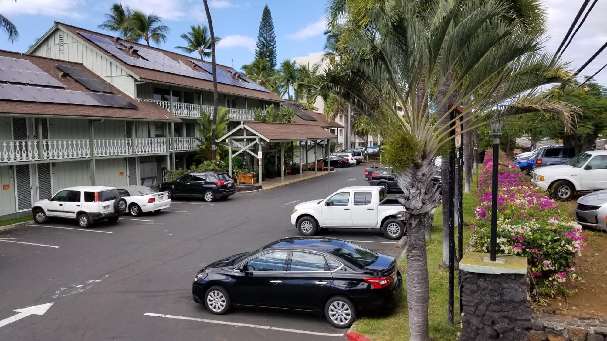 Downtown Hawaiian Theme Condo With Hot Tub, Pool & Beach - Kona Islander Inn Каилуа-Кона Экстерьер фото